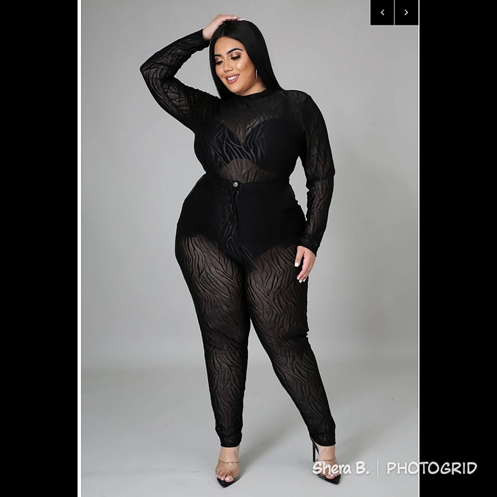 Black Print Pants Set